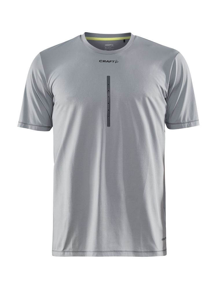 1911442-935000_ADV Charge SS Tech Tee M_Front.jpg